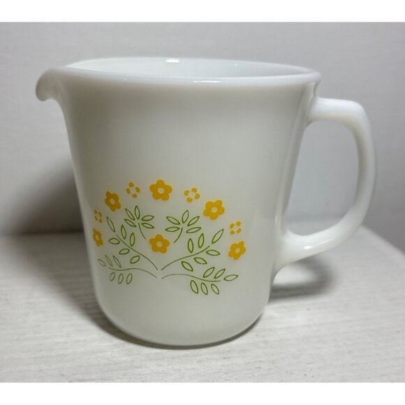 Vintage Pyrex USA Sunshine Impressions Creamer W/ Yellow & Green Floral Pattern - Picture 3 of 9
